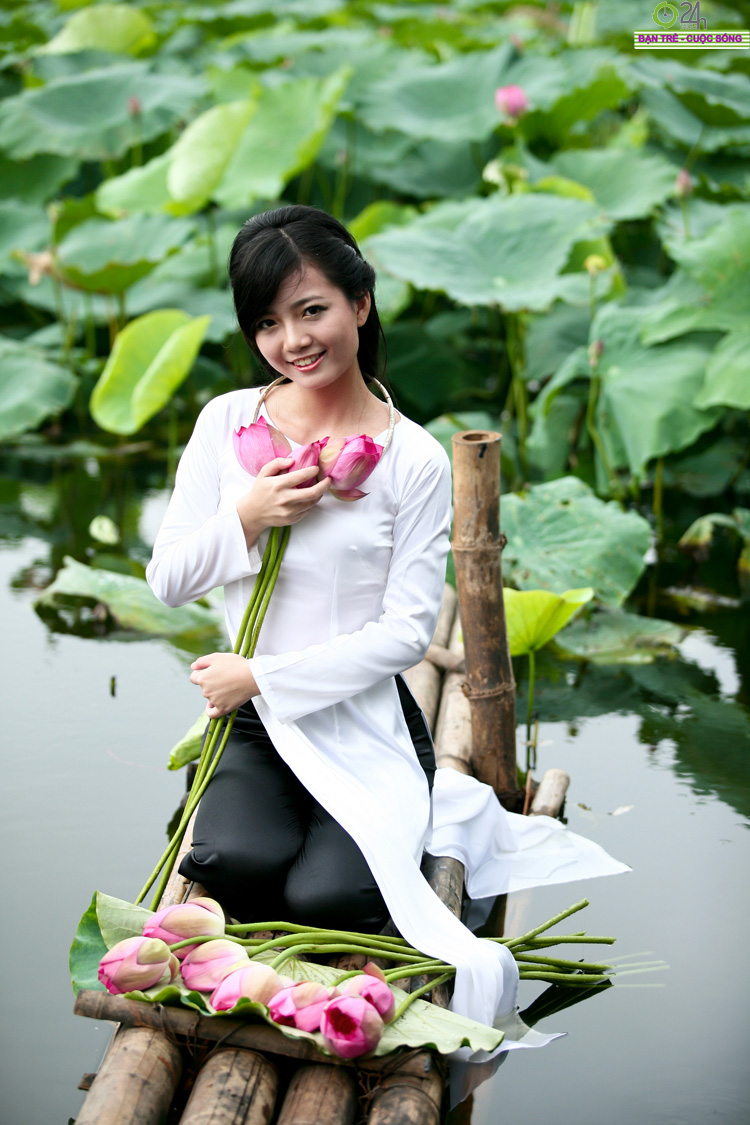 1307673420-a-khoi-hong-anh-30
